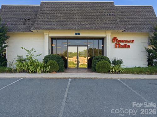 524 N Broome St, Waxhaw, NC, 28173-7376 | Card Image