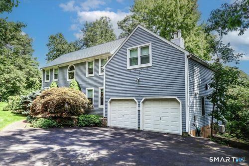 20 Dick Finn Rd, New Fairfield, CT, 06812-3316 | Card Image