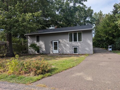 171 Hanson Rd, Mahtomedi, MN, 55115-1718 | Card Image