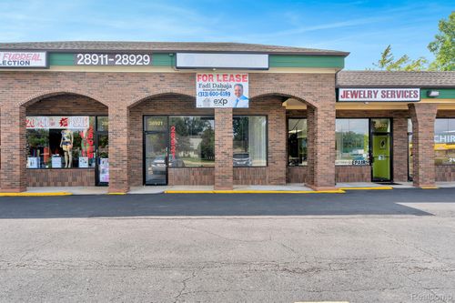 28921 7 Mile Rd, Livonia, MI, 48152-3503 | Card Image