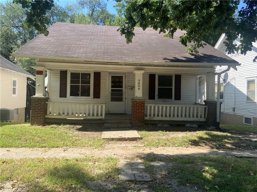 3808 Terrace Ave, Saint Joseph, MO, 64504-1033 | Card Image