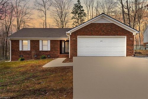 679 Horse Mountain Drive, Asheboro, NC, 27205 | Card Image