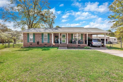 303 Meadow Dr, Seneca, SC, 29678-4229 | Card Image