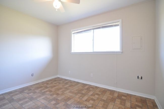 APT-11 - 16567 Fm 2154 Rd, Home with 2 bedrooms, 1 bathrooms and null parking in College Station TX | Image 12