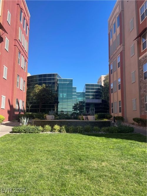225-68 E Serene Ave, Las Vegas, NV, 89123-3732 | Card Image