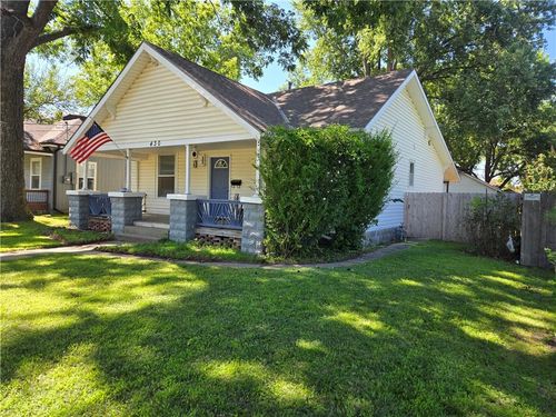 430 Walnut Ave, Osawatomie, KS, 66064-1252 | Card Image