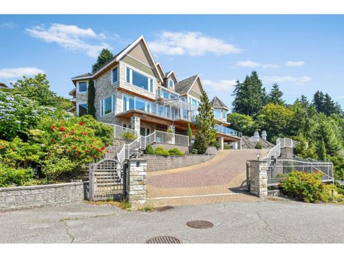 13421 55a Avenue, Surrey, BC, V3X3B5 | Card Image