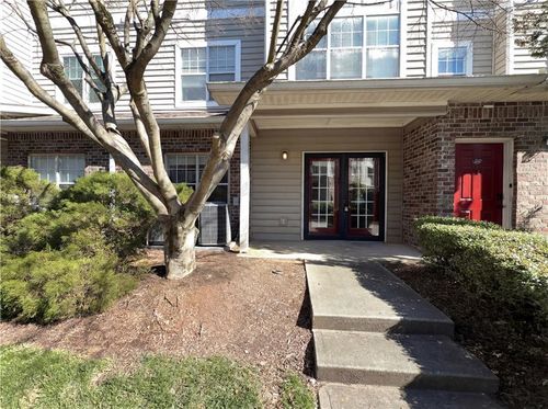 3006-2700 Pine Tree Rd Ne, Atlanta, GA, 30324-5676 | Card Image