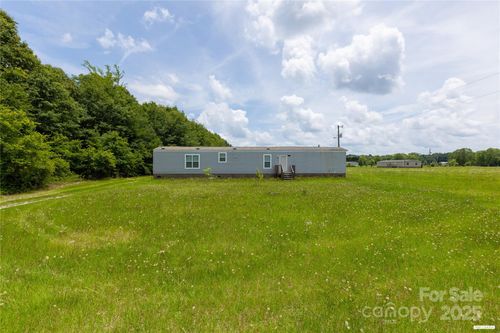 3655 Pinewood Rd, Sumter, SC, 29154-8856 | Card Image