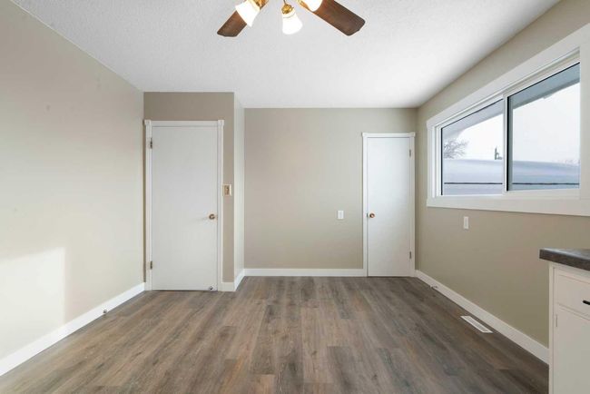 221 Frederick Avenue W, House other with 3 bedrooms, 1 bathrooms and 1 parking in Standard AB | Image 13