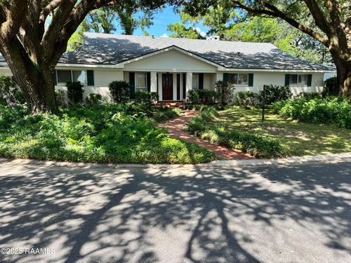 303 Colonial Dr, Lafayette, LA, 70506-3233 | Card Image