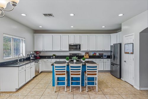 43879 W Maricopa Ave, Maricopa, AZ, 85138-5606 | Card Image
