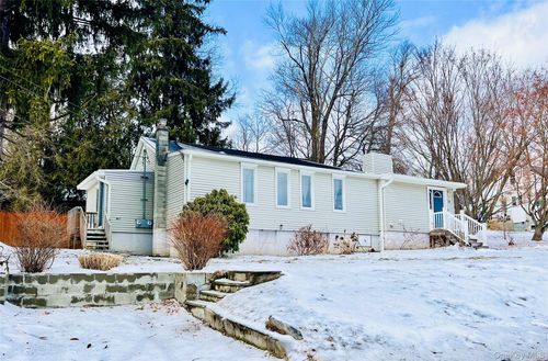 72 Lakeside Rd, Mahopac, NY, 10541-3125 | Card Image