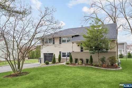 125 Park Ave, Morristown, NJ, 07960-4724 | Card Image