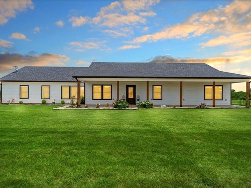 590 Petit Road, Waco, TX, 76708 | Card Image