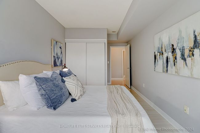 703 - 5 Mariner Terr, Condo with 3 bedrooms, 2 bathrooms and 1 parking in Toronto ON | Image 18
