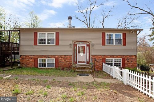 321 Maryland Ave, PASADENA, MD, 21122-5411 | Card Image