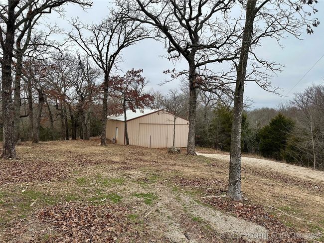 4908 Hickory Hill Dr, House other with 2 bedrooms, 2 bathrooms and null parking in Sulphur OK | Image 35