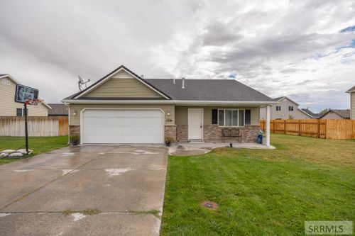 1220 N Hammerstone Drive, Idaho Falls, ID, 83401 | Card Image