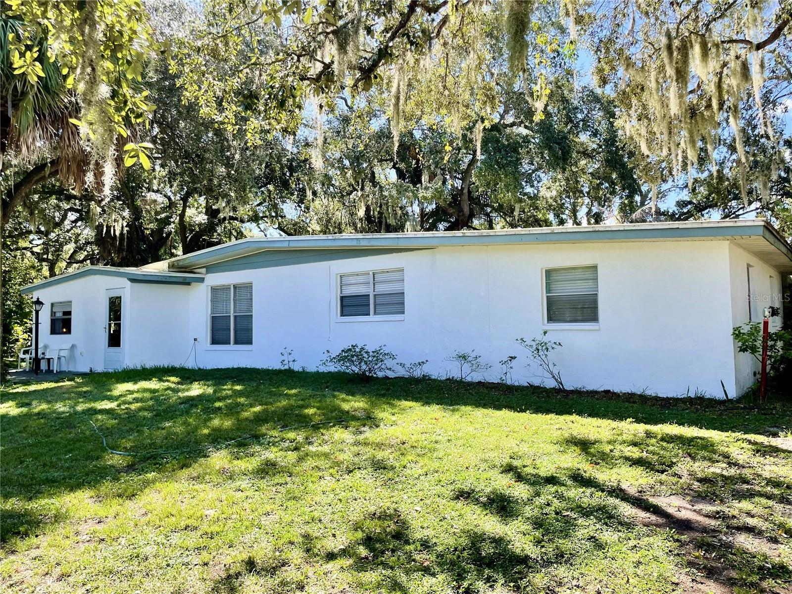 Naftis Ln, New Port Richey, FL 34652