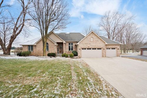 945 Meadow Run Ct, Russiaville, IN, 46979-9312 | Card Image