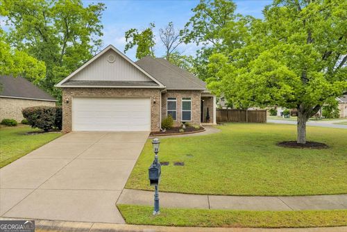 200 Greythorne Dr, Kathleen, GA, 31047-5302 | Card Image