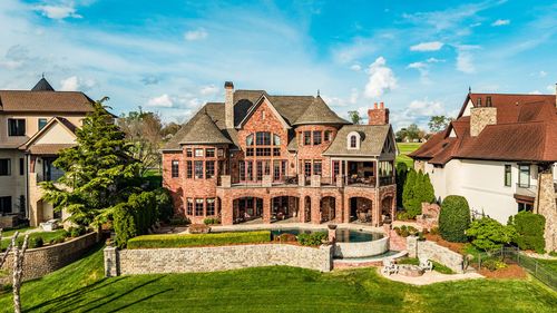 1722 Jacobs Dr, Gallatin, TN, 37066-7461 | Card Image