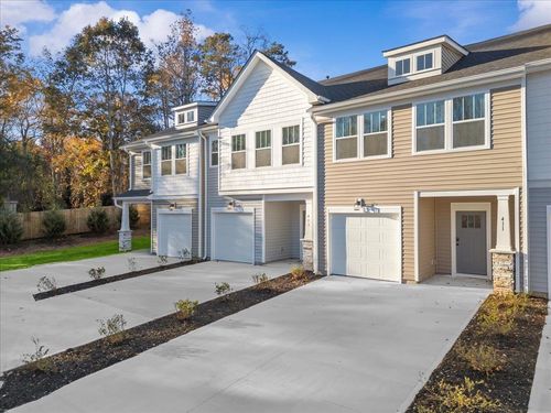 411 W Parima Court, Spartanburg, SC, 29301 | Card Image