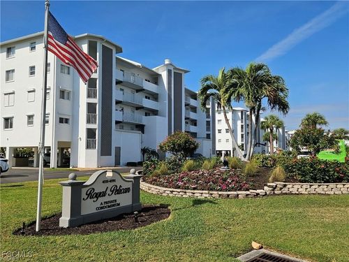 apt-482-4581 Bay Beach Ln, FORT MYERS BEACH, FL, 33931-4986 | Card Image