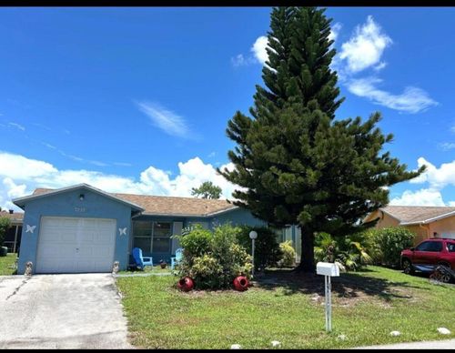 7235 Pine Bluff Dr, Lake Worth, FL, 33467-8883 | Card Image