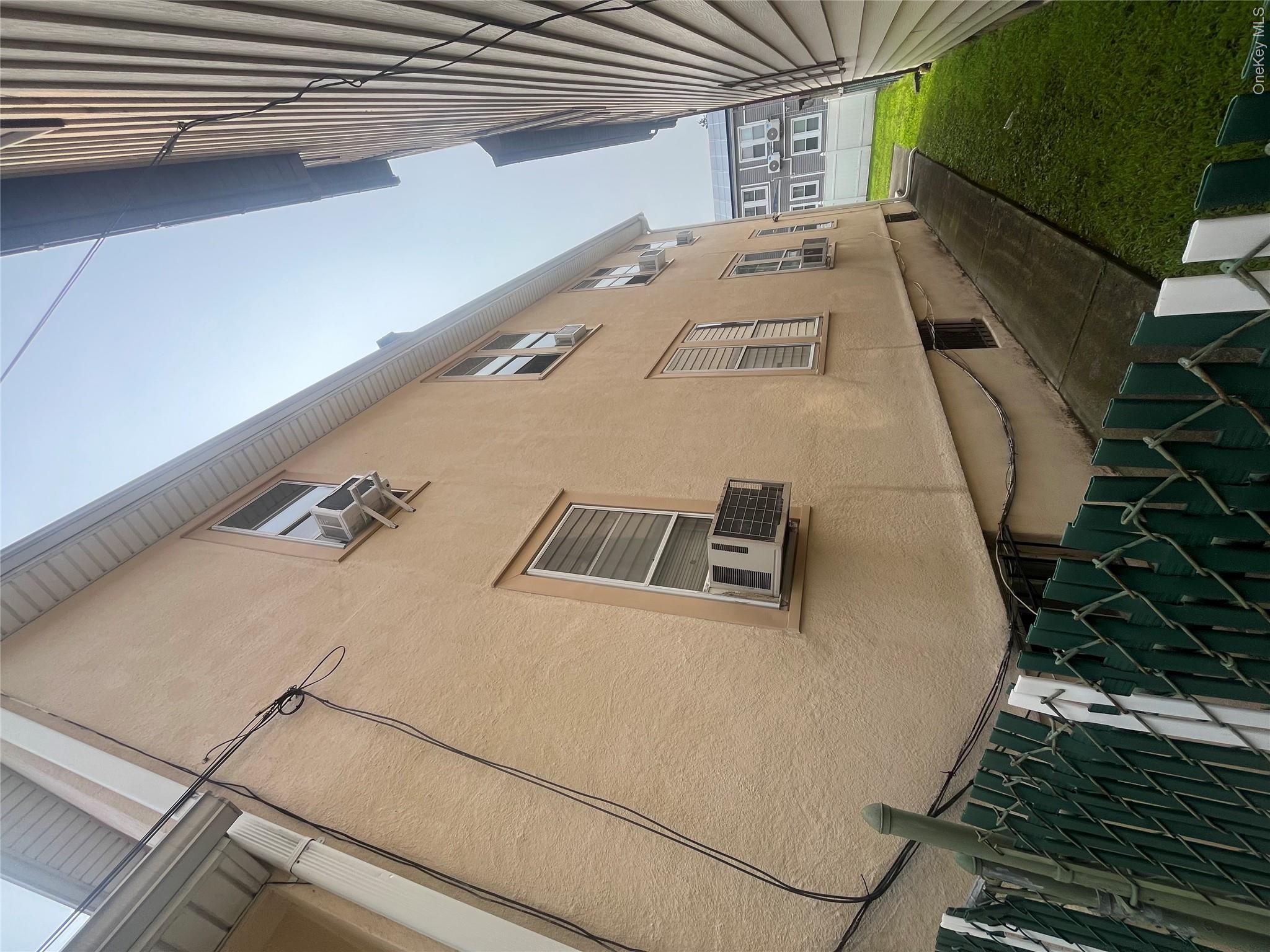 Residential Income in Yonkers 4
