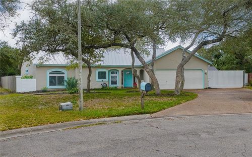 610 Bent Tree St, Rockport, TX, 78382-6957 | Card Image