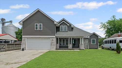 103 S 1st St, Strawn, IL, 61775-9700 | Card Image