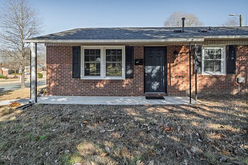 713 Sharpe Rd, Burlington, NC, 27217-1658 | Card Image