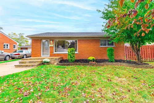 16787 Townley St, Southgate, MI, 48195-2159 | Card Image