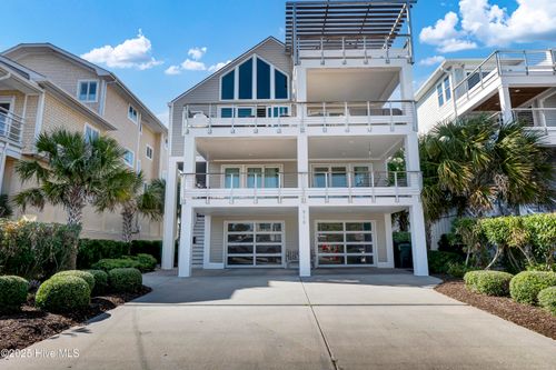 910 Lumina Ave S, Wrightsville Beach, NC, 28480-3122 | Card Image