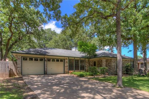 307 Ridgewood Dr, Cedar Park, TX, 78613-3737 | Card Image