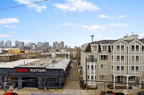 apt-308-500 Aloha St, Seattle, WA, 98109-3980 | Card Image