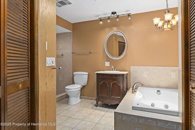 GUEST BATH | Image 30