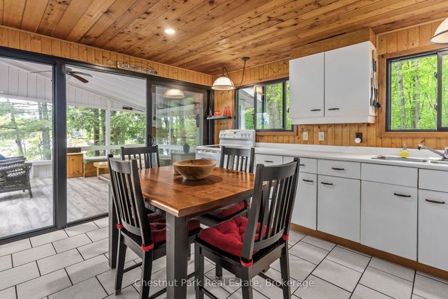 1066 Apiary Rd, House other with 4 bedrooms, 2 bathrooms and 6 parking in Port Carling ON | Image 27