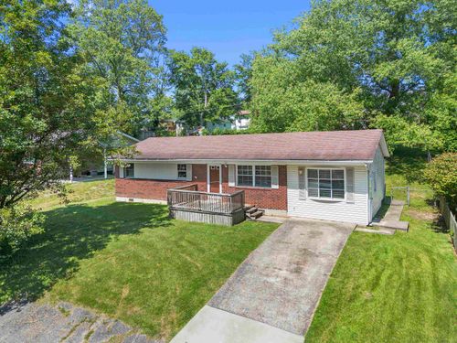 1705 Mary Ellen Dr, Flatwoods, KY, 41139-1727 | Card Image
