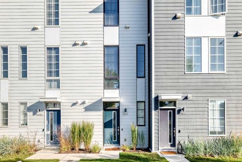 2454 210 Ave Se, Calgary, AB, T2X4C2 | Card Image