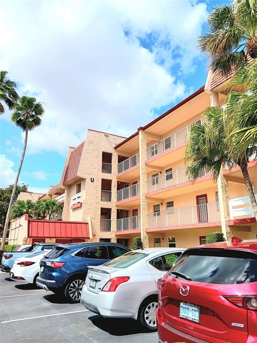 apt-301-1055 Country Club Dr, Margate, FL, 33063-3242 | Card Image