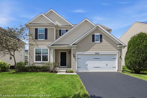 4212 Fraser Cir, Naperville, IL, 60564-1179 | Card Image