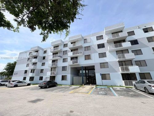apt-235-8261 Nw 8th St, Miami, FL, 33126-3964 | Card Image