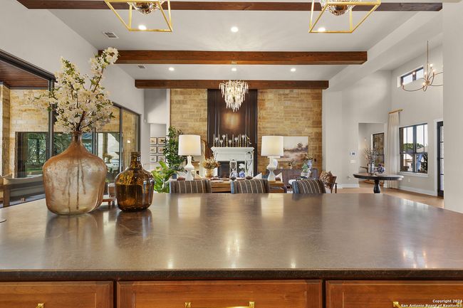 8170 Blue Oak, House other with 4 bedrooms, 5 bathrooms and null parking in Garden Ridge TX | Image 104