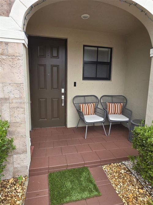 10963 W 32nd Ln, Hialeah, FL, 33018-2184 | Card Image