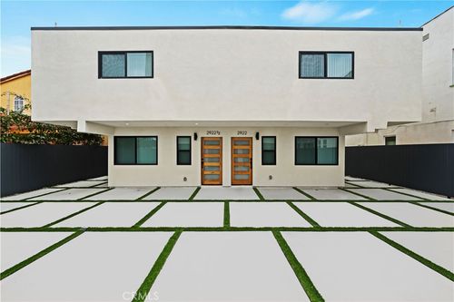 2922 12th Avenue, Los Angeles, CA, 90018 | Card Image
