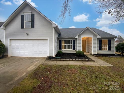 10804 Gardenia St, Charlotte, NC, 28215-8629 | Card Image