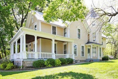 2-517 E Chicago St, Elgin, IL, 60120-5796 | Card Image